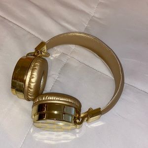 Pottery Barn Teen Bluetooth Headphones